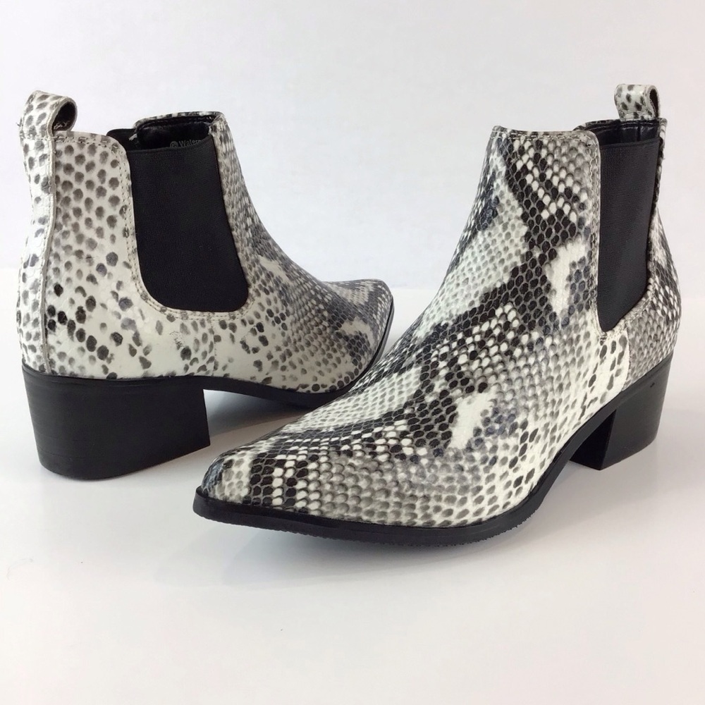 Blondo Emelia Waterproof Chelsea Snakeskin Boots | 6